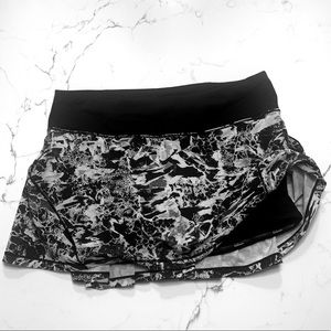 Lululemon skort size 6